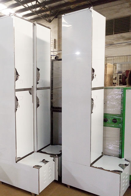China Customized Sheet Metal Fabrication 304SS Stainless Steel Locker from Foxtonn